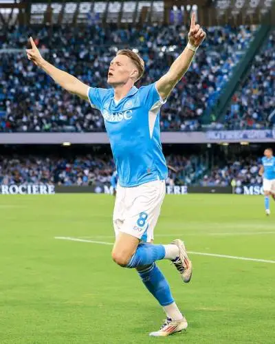 فرم پیش بینی بازی اینتر و لاتزیو (هفته 37)